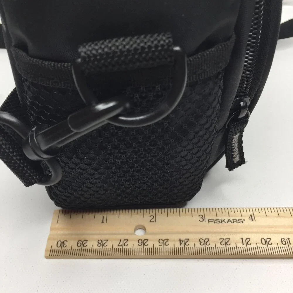 Case Logic Black Camera Bag Side Front Elastic Mesh Zipper Pockets Carry Strap